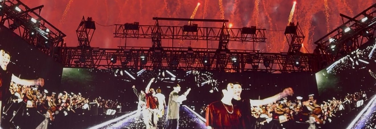 YOong ⁷ saw bts banner