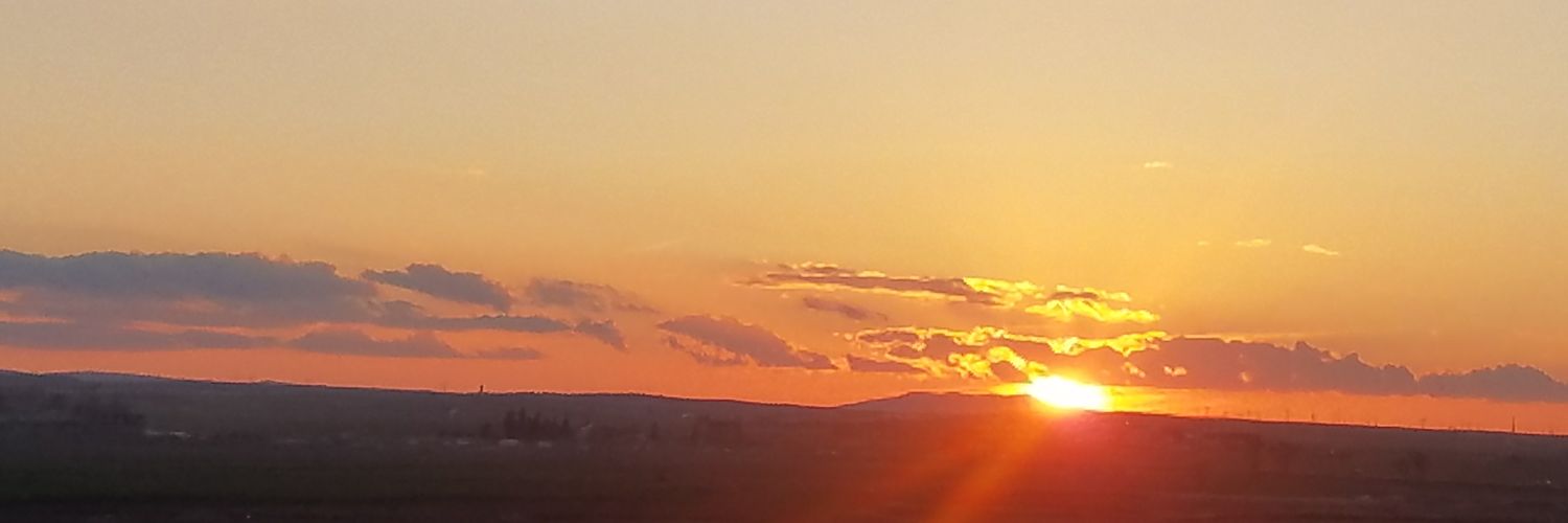 kh_nira's profile banner image