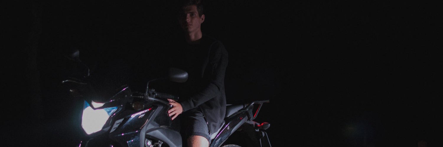 AlexxLumbry's profile banner image