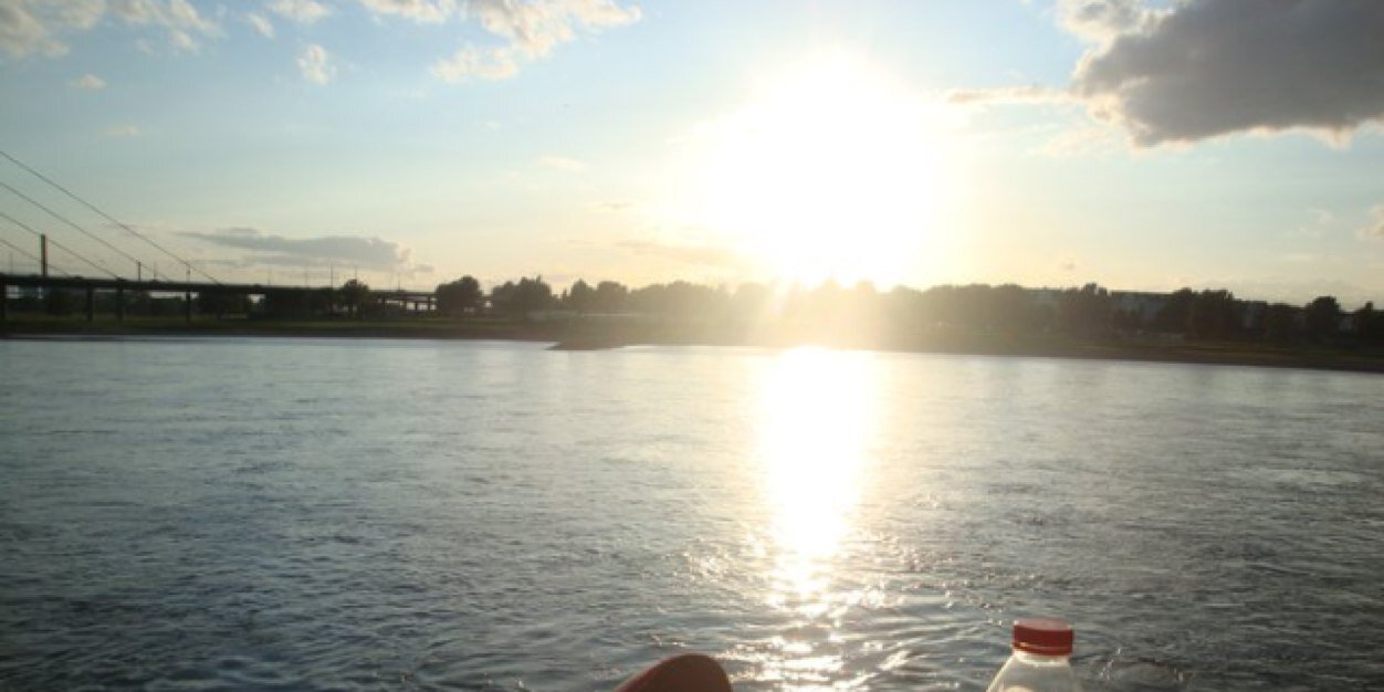 esisch's profile banner image