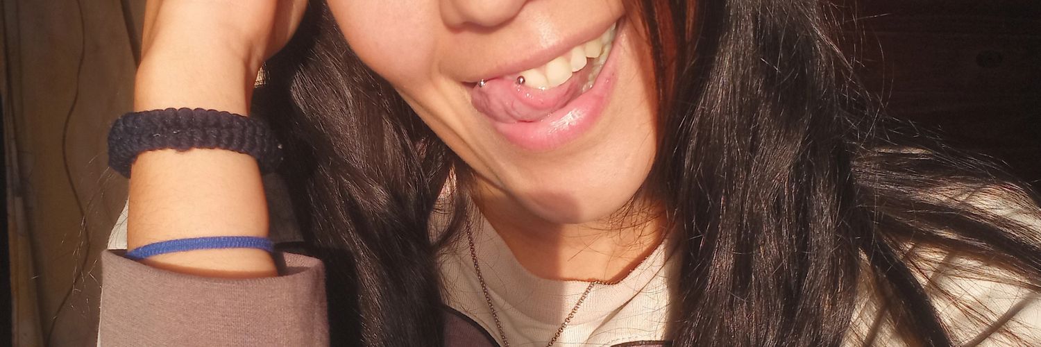 camiteves99's profile banner image