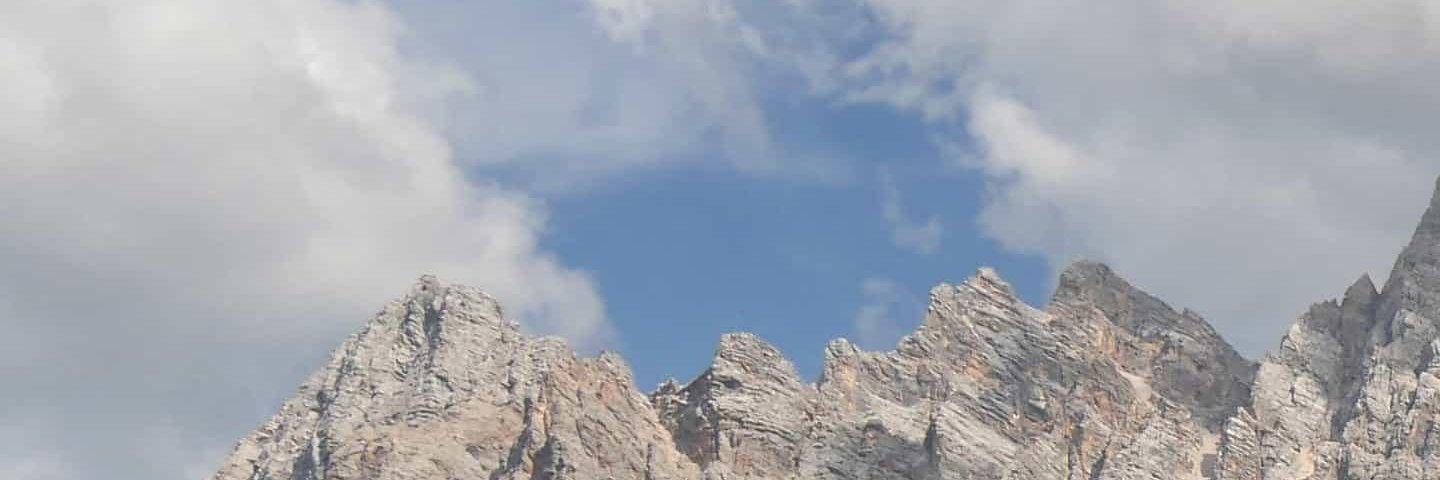 tulivet's profile banner image