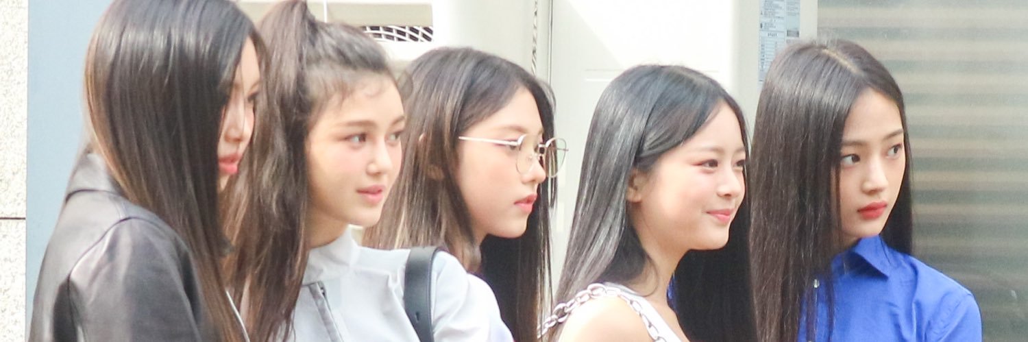 peachandjune's profile banner image