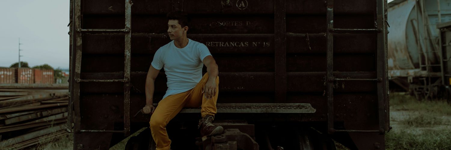 Simoneoficial1's profile banner image