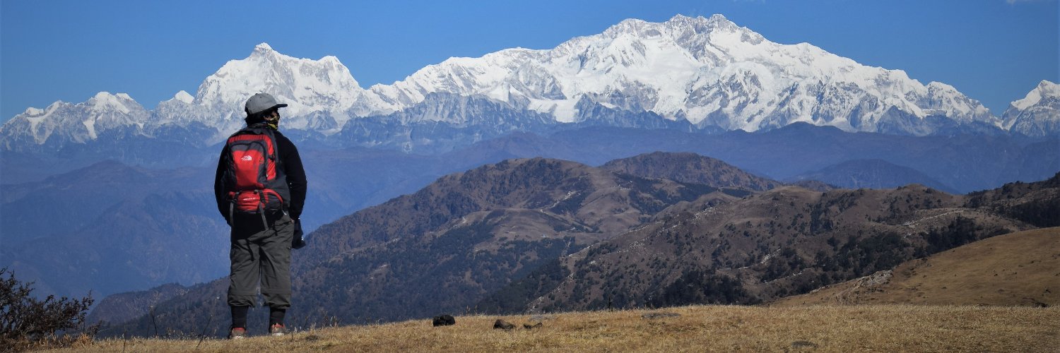 anashmakki's profile banner image