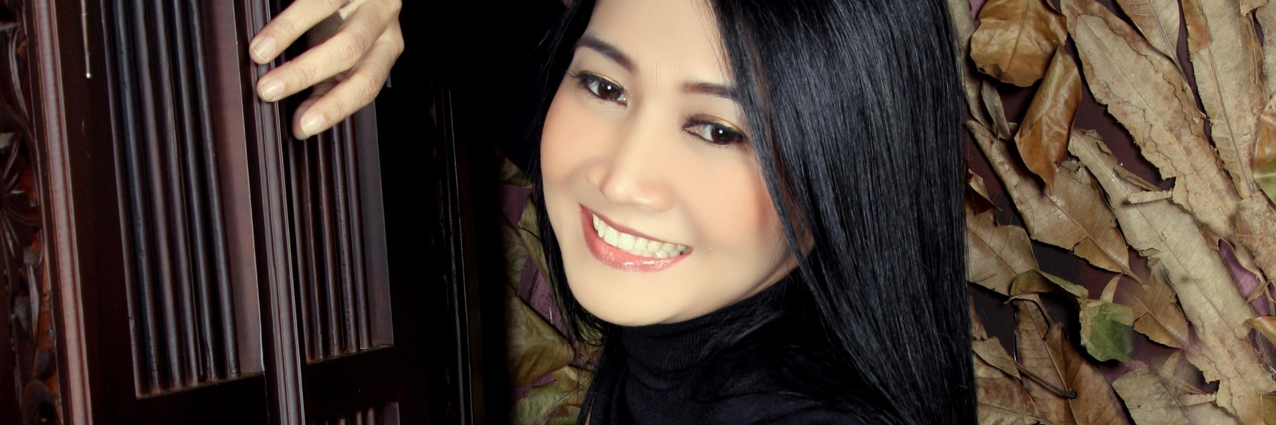 rita_wahyu's profile banner image