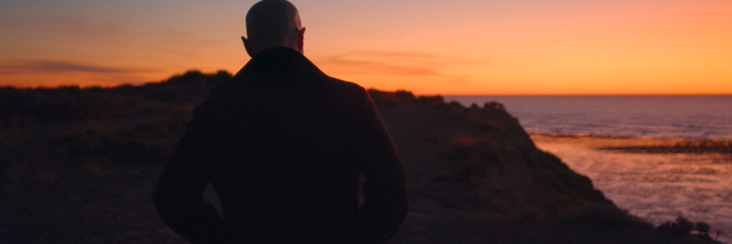 _denisdavies's profile banner image
