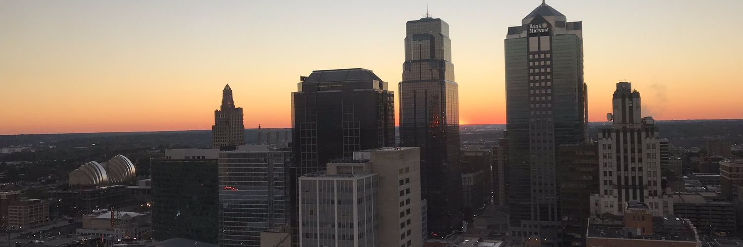 Happiness is free ✪ banner