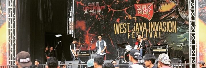 STRUGGLE DESTROYER banner