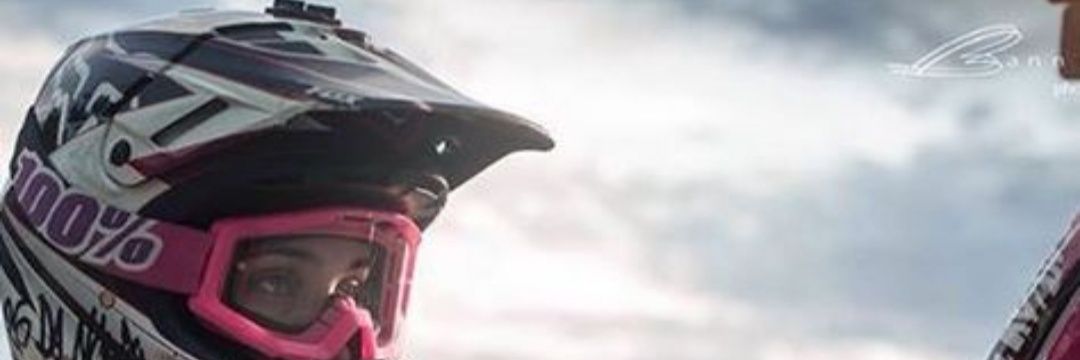 Caarla_rr's profile banner image