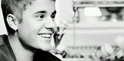 HugmeJBieber's profile banner image