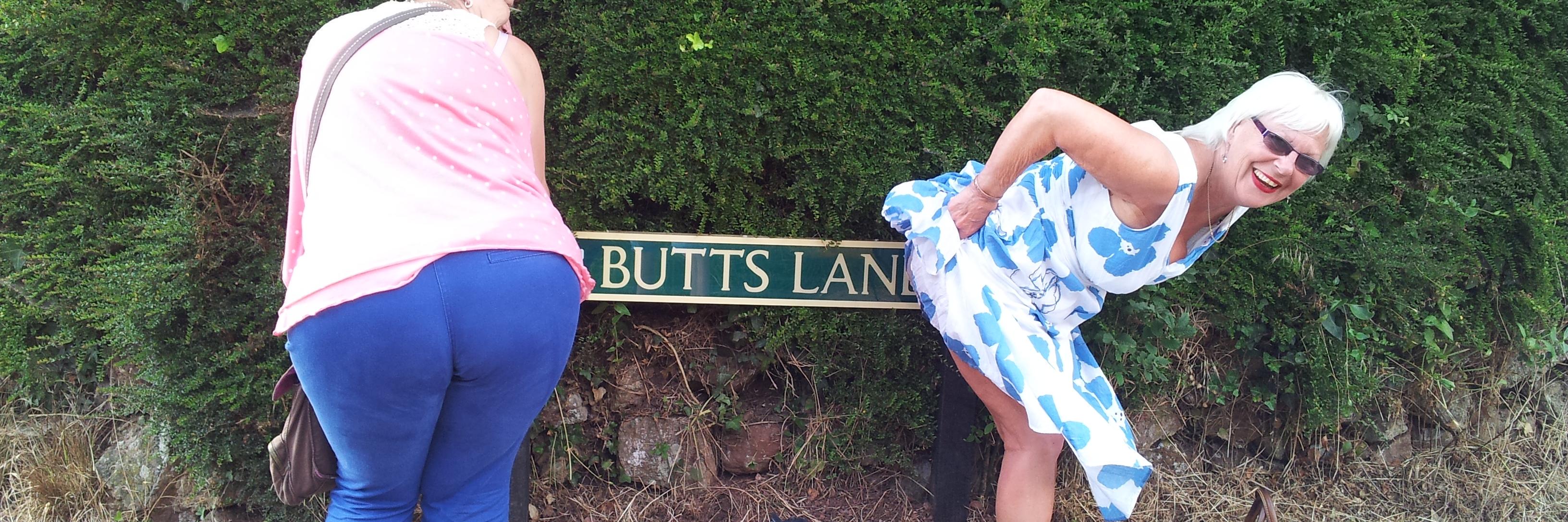Buxom Wench banner