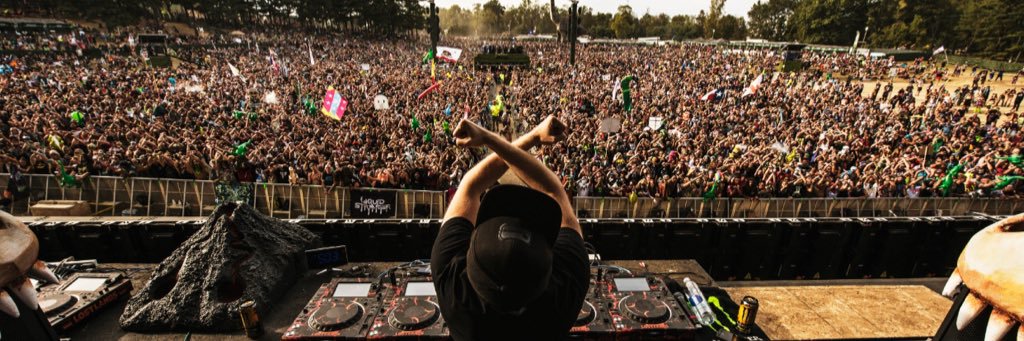 sampunt427's profile banner image