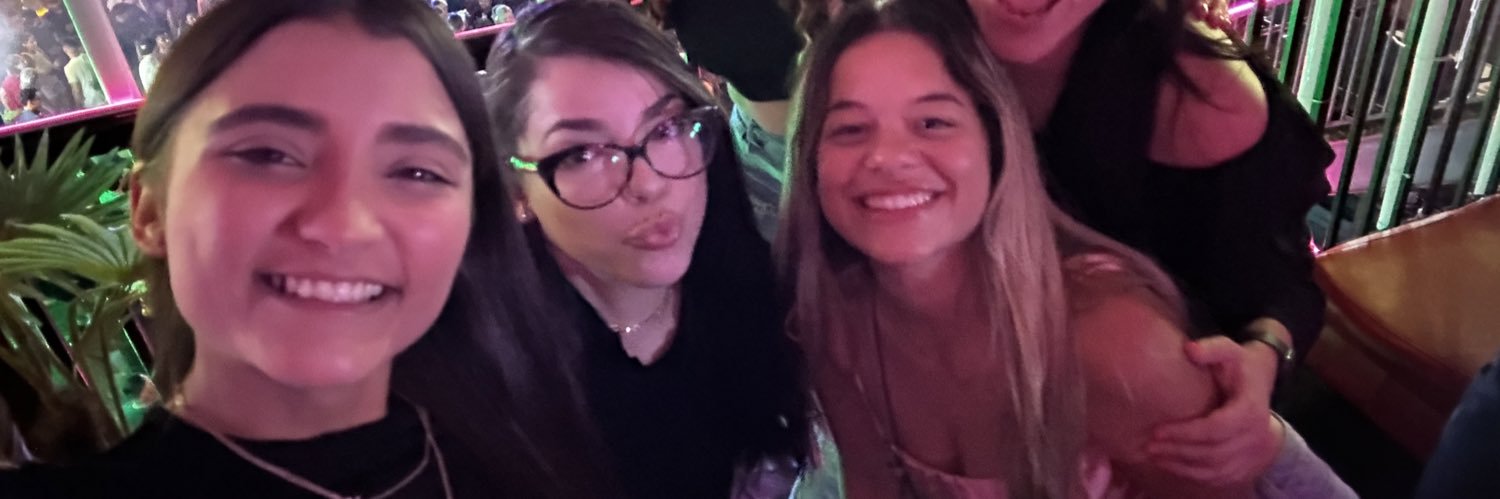 ambertpaola's profile banner image