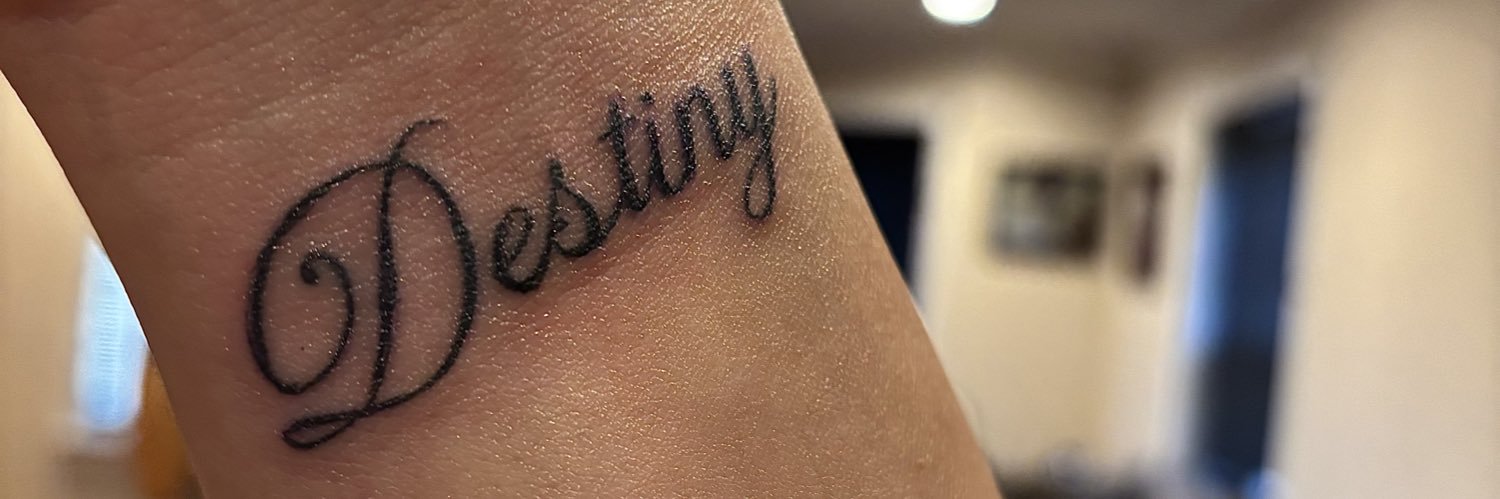 dessmxo's profile banner image