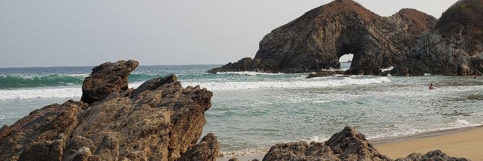 peketitis's profile banner image