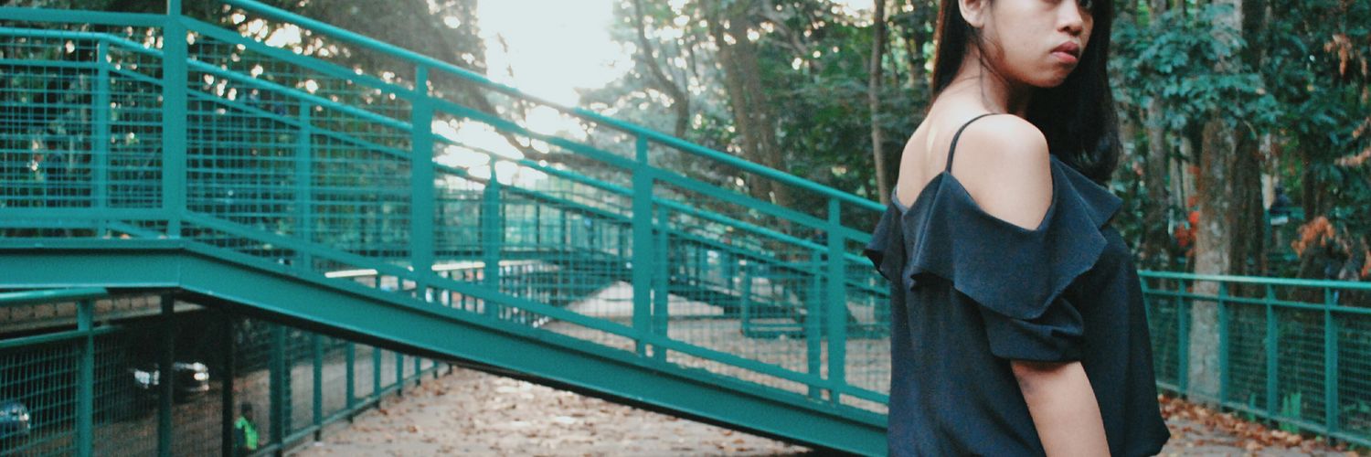 elandiani's profile banner image