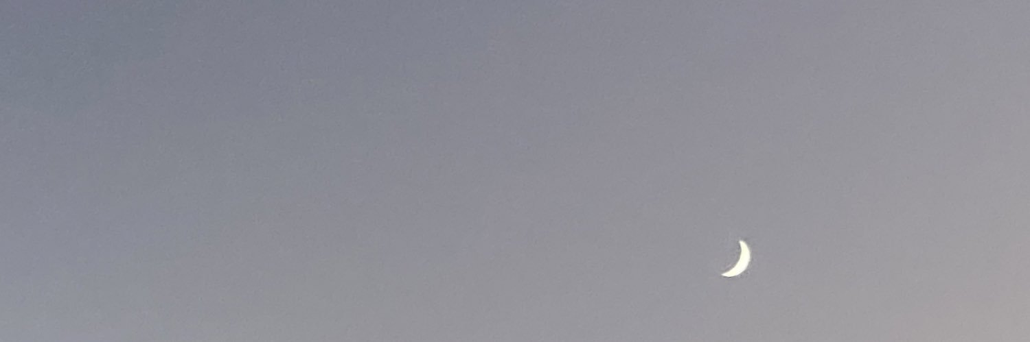lov_04k's profile banner image