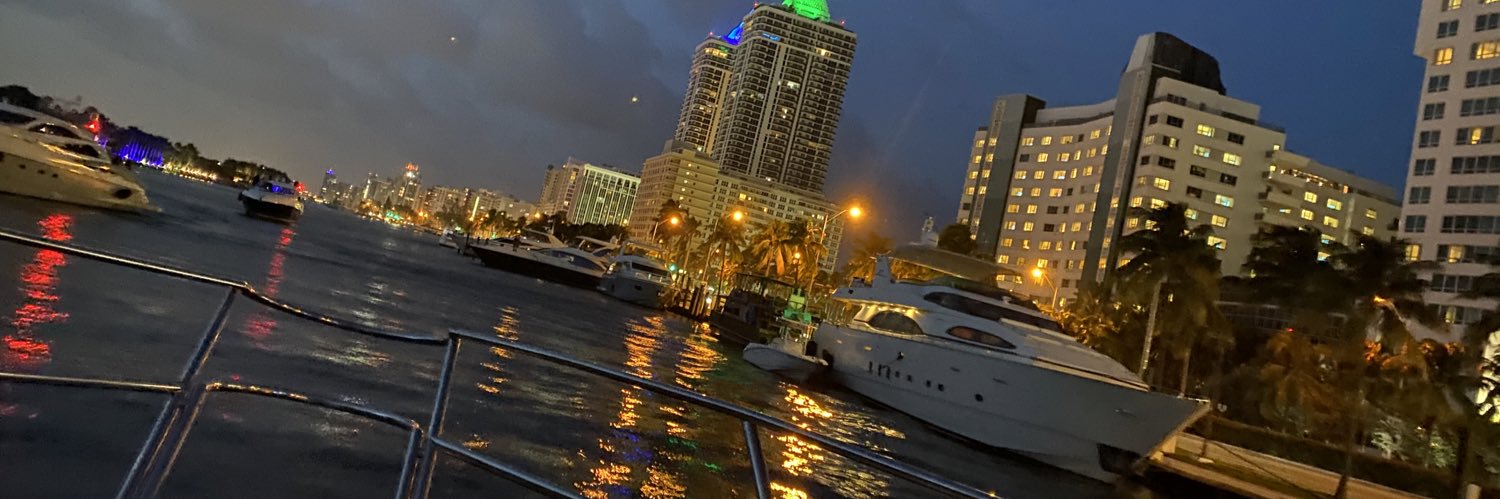 D00wt's profile banner image
