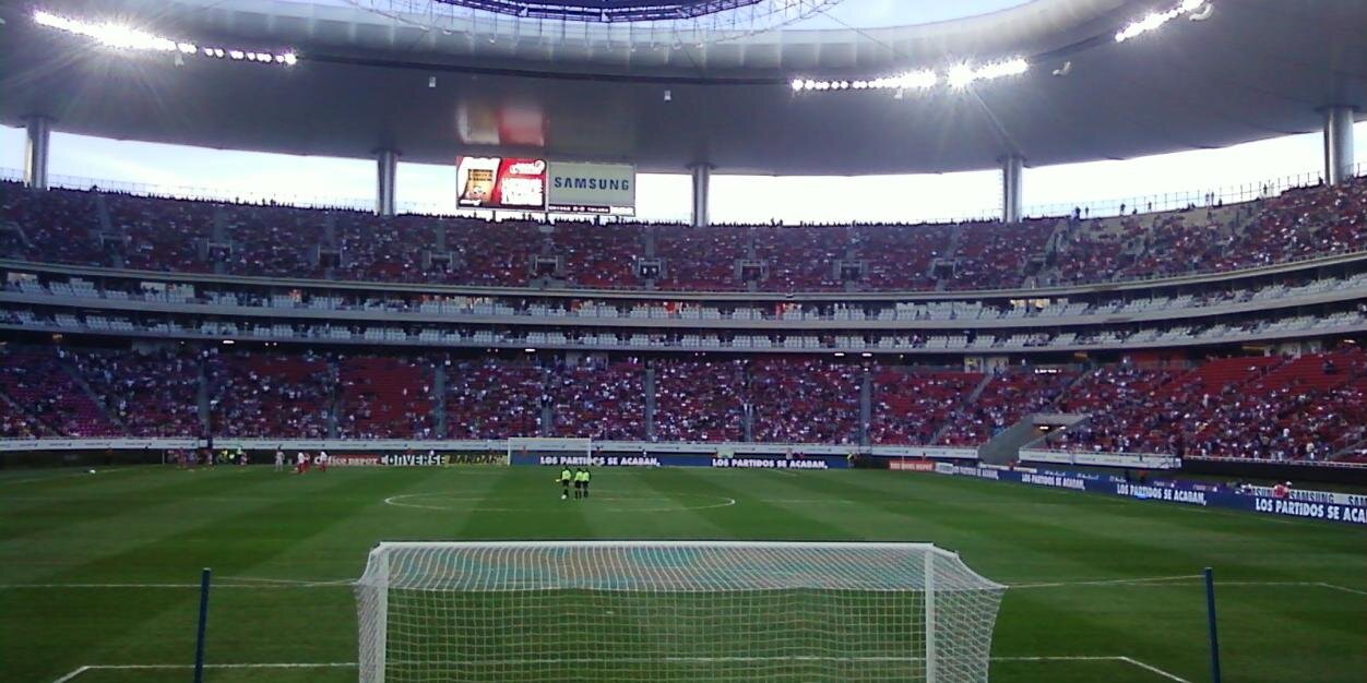 Daniel Grajeda 🇨🇵 banner