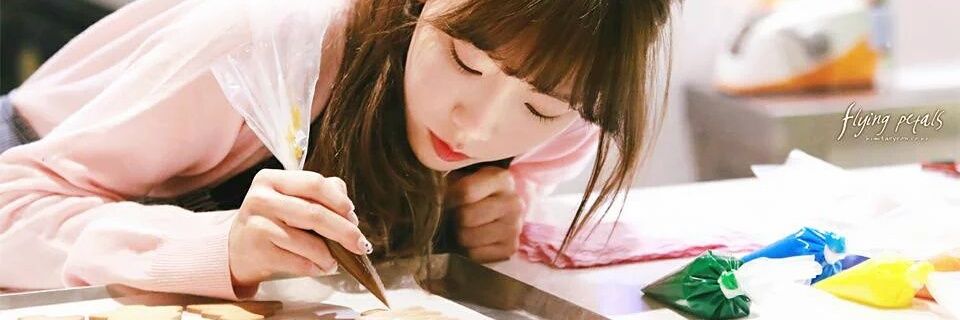 Taeyeonee_ss's profile banner image