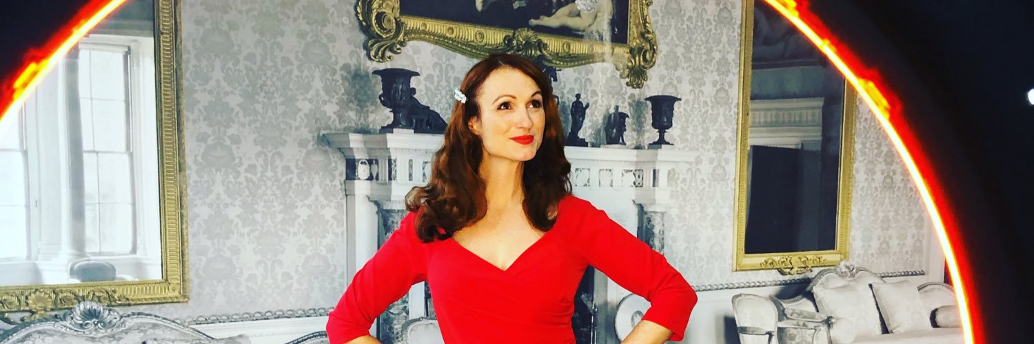 lisabondactress's profile banner image