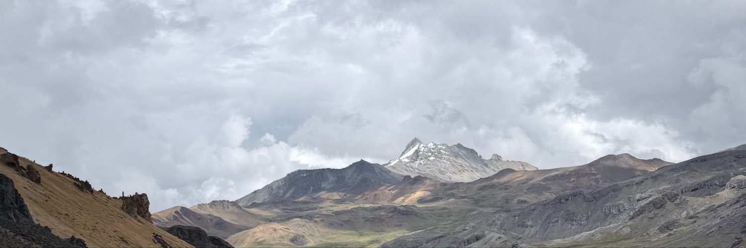 Jossuei's profile banner image