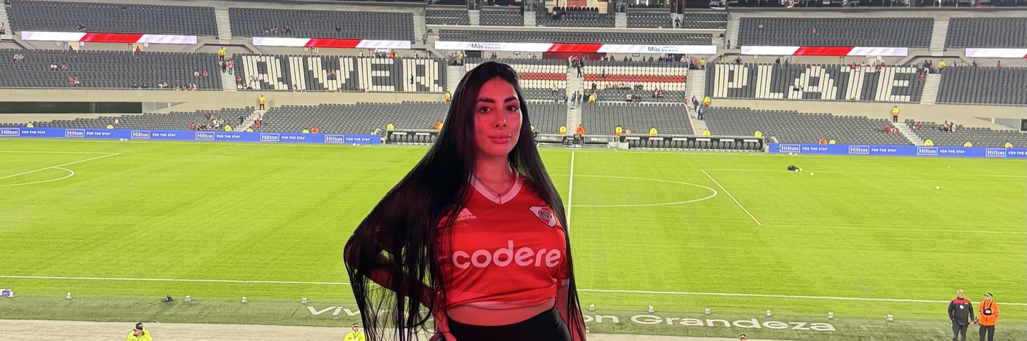 candeeferraro1's profile banner image