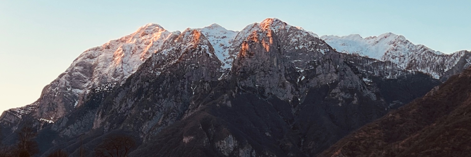 delrobertson's profile banner image