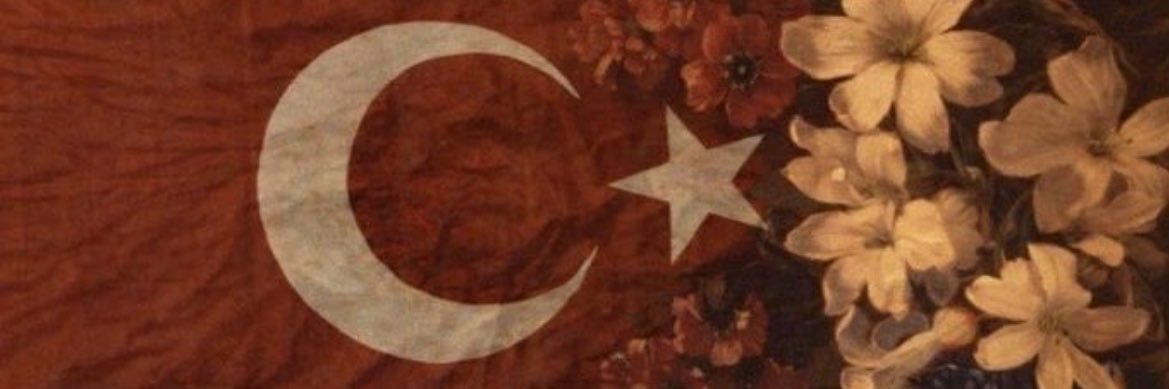 ozlemelma96's profile banner image