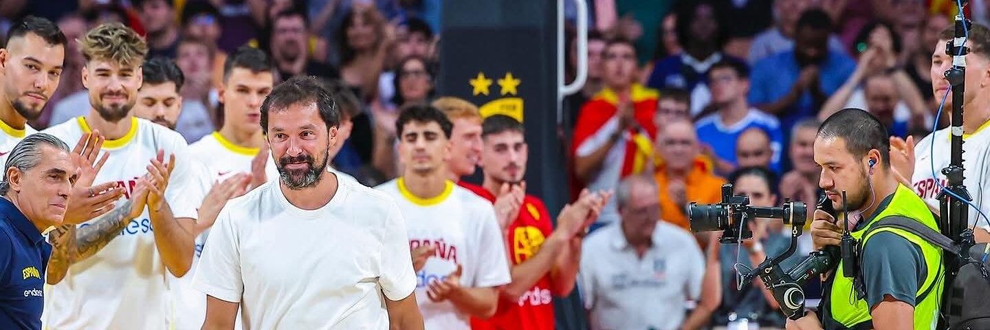 laduas's profile banner image