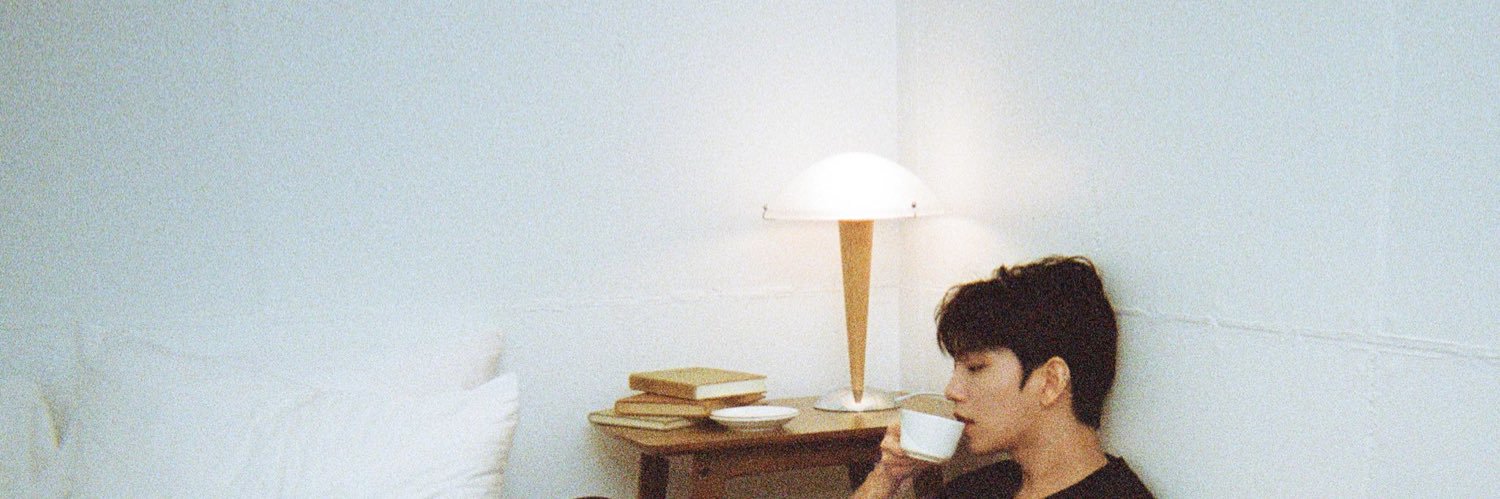 daisyshua's profile banner image