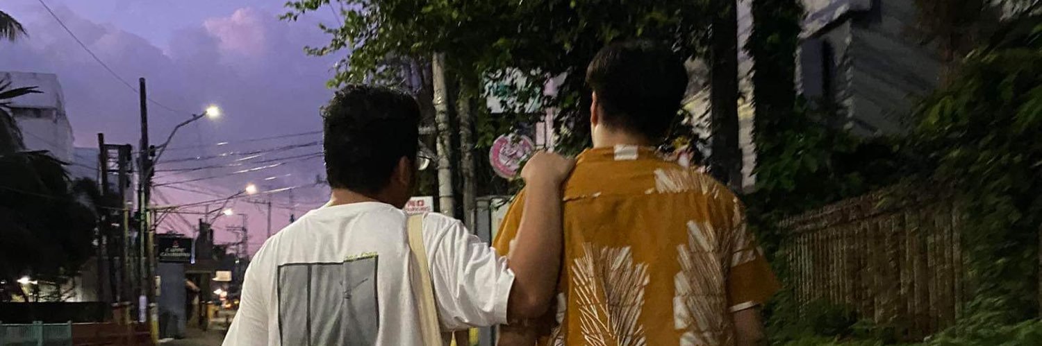 Rcalvezz's profile banner image