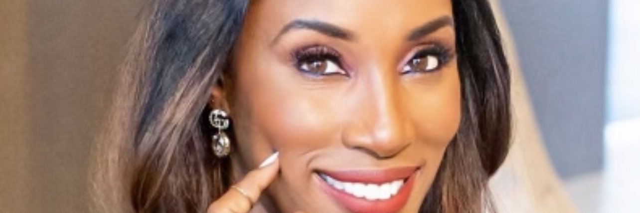 Lisa Leslie's banner
