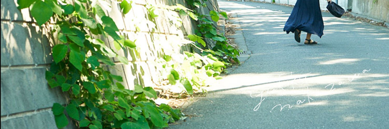 uri_QQQ's profile banner image