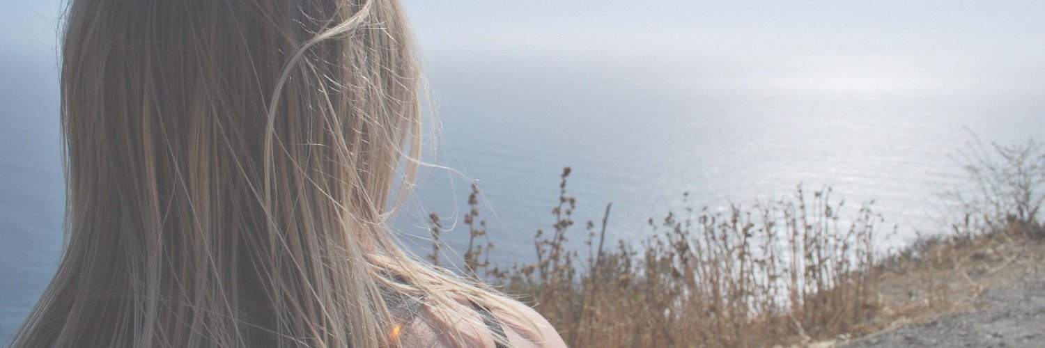 hsntwit's profile banner image