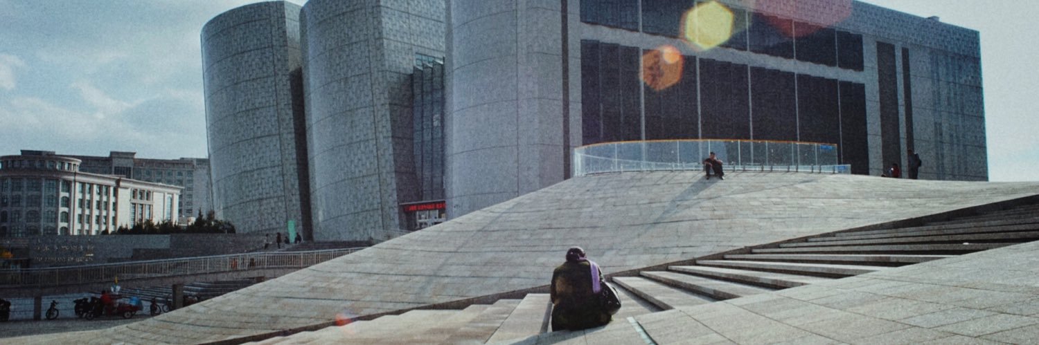 Corrie Chen 🌈 banner