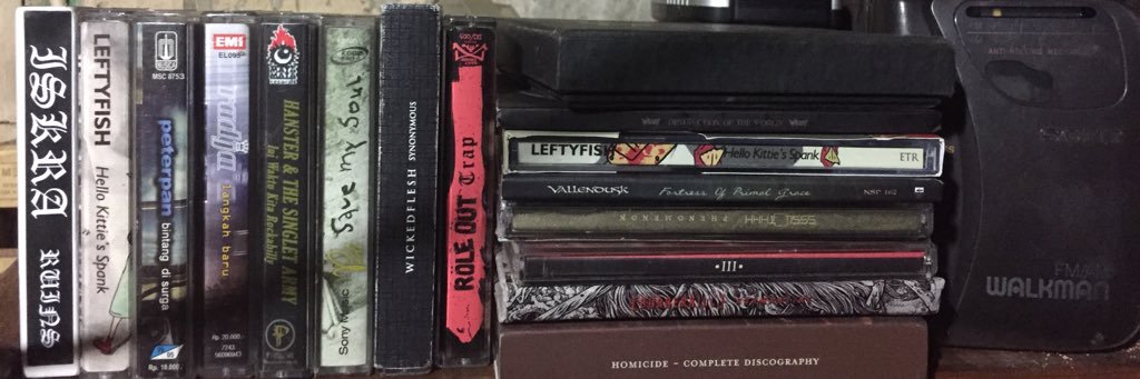 an eyes for an eyes banner