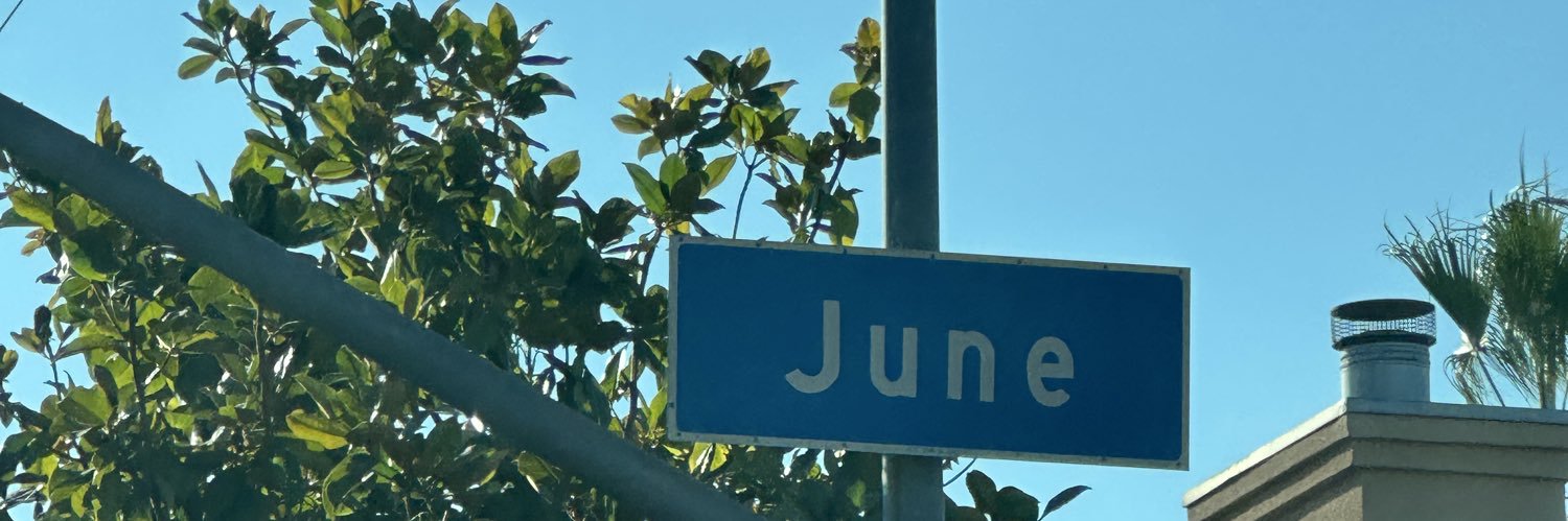 Airam_June's profile banner image