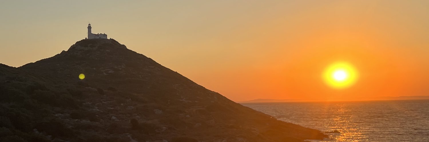 naillefe's profile banner image