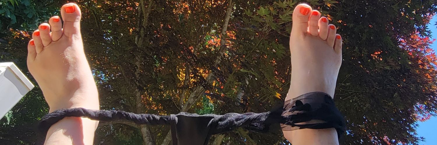 PlayWithJJ BBW Hotwife 113K😈 banner