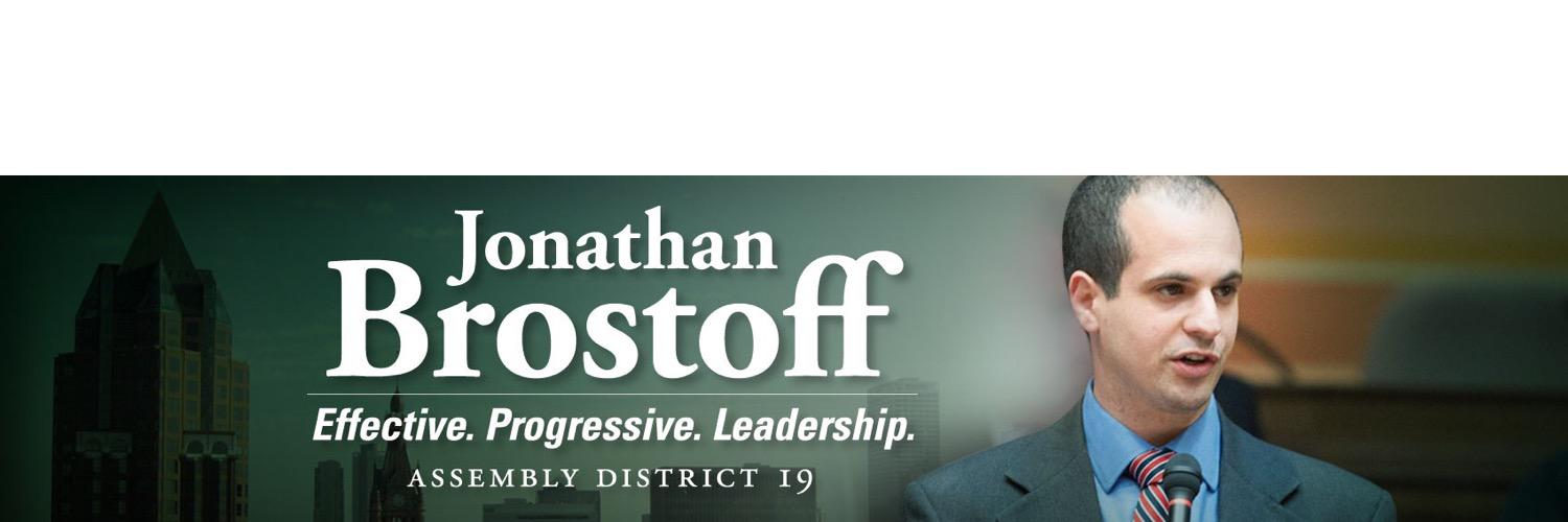 Jonathan Brostoff — looking forward to 🎉CubeCon🎉 Profile Banner