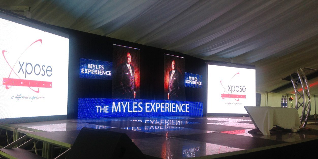 maxmueke's profile banner image