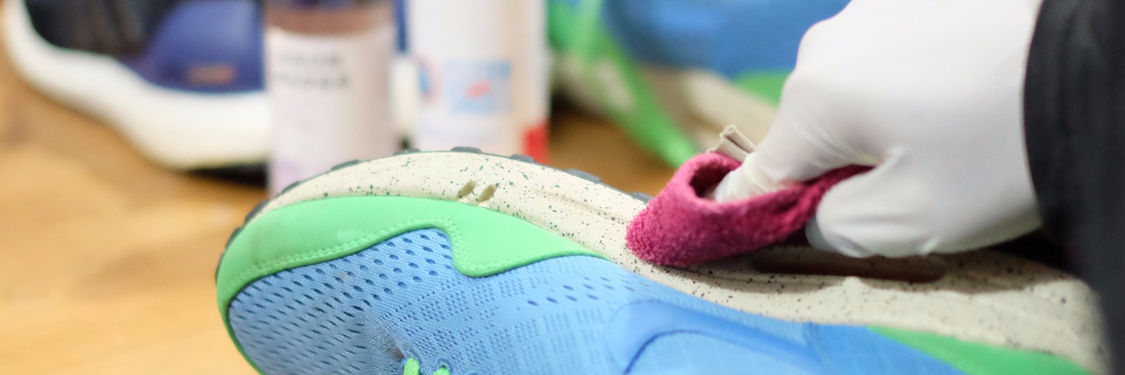 Clean Your Shoes banner