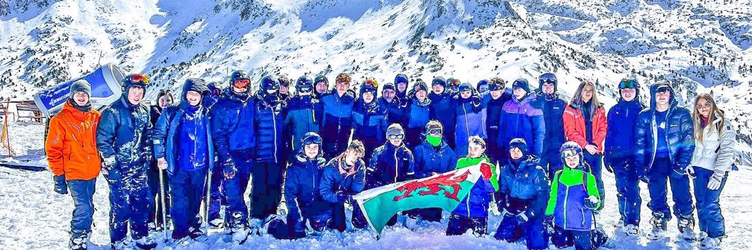 Addysg Gorfforol banner