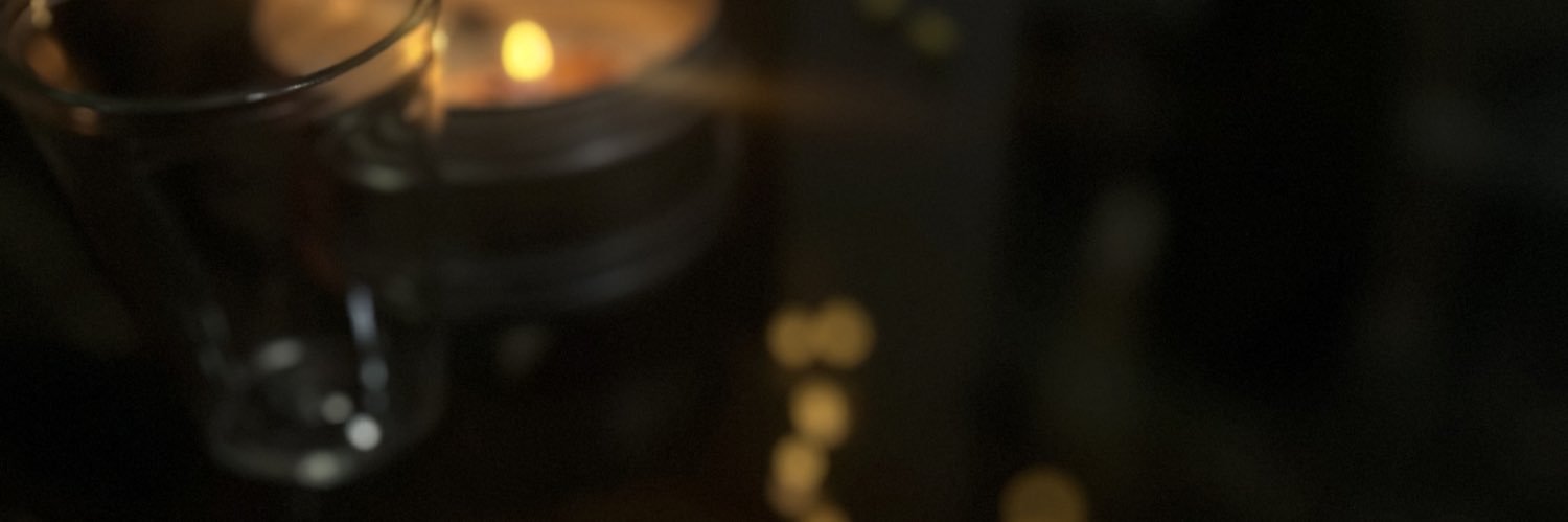 AbrilDanielaBM's profile banner image