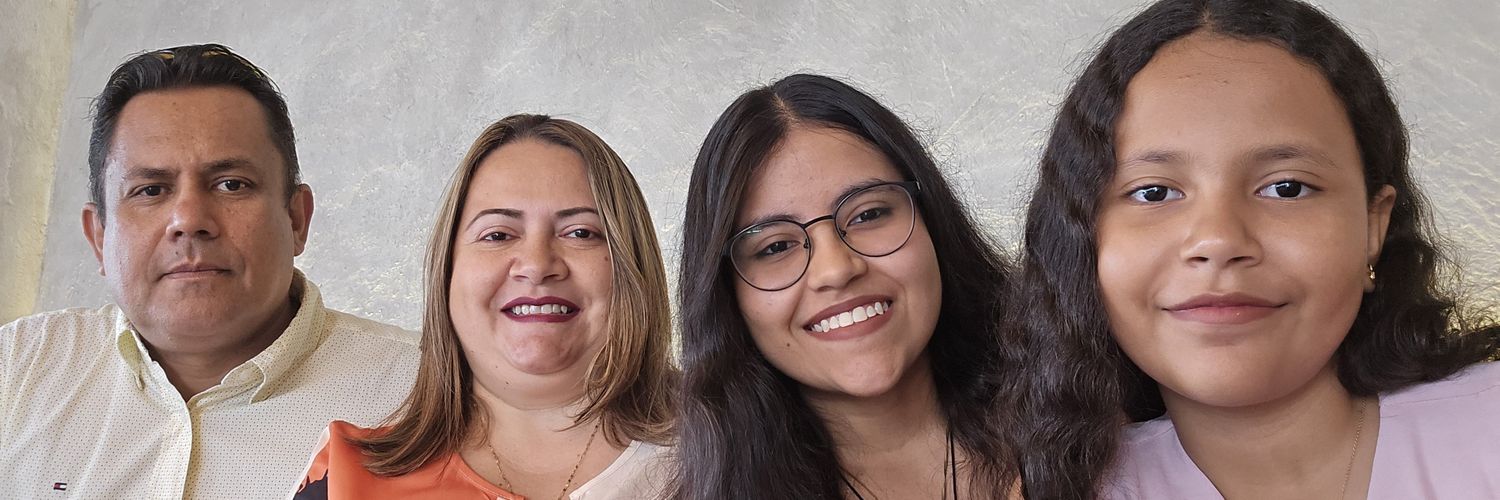 Claudia Chi Robles banner