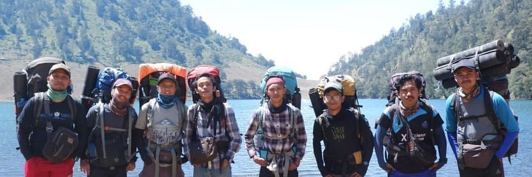 SetengahBakteri's profile banner image