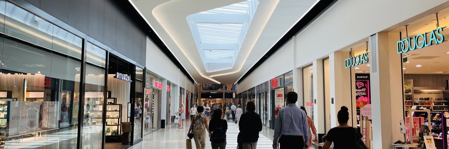 Alexandrium Shopping Center banner