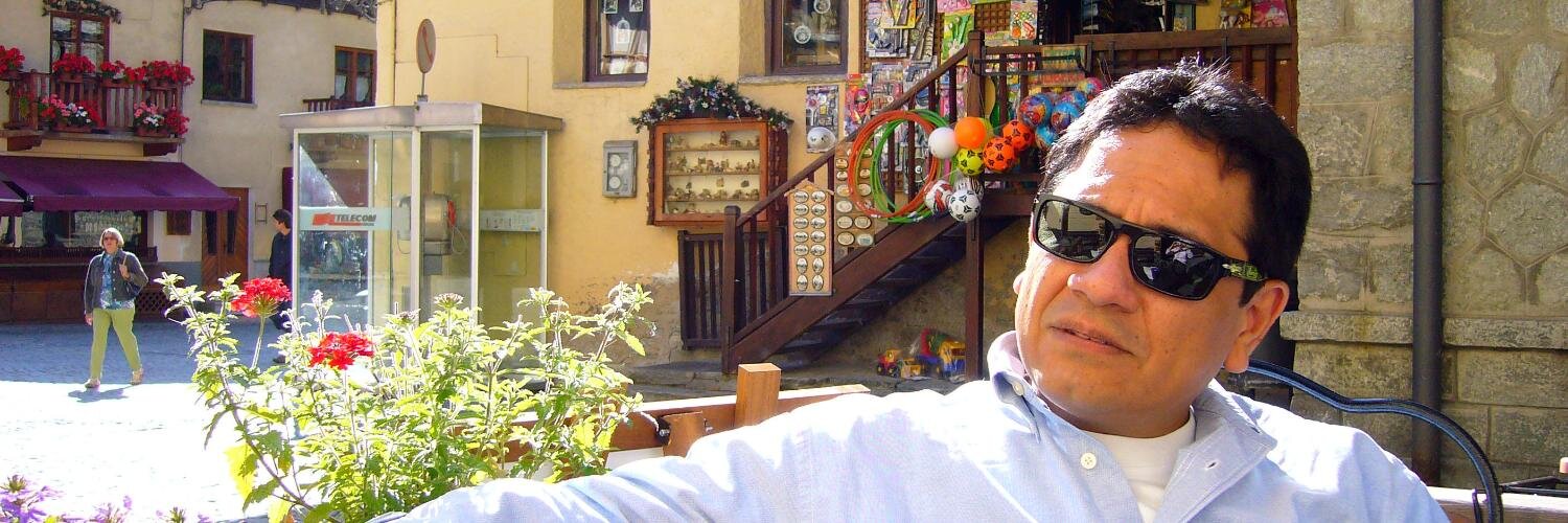 PapaPocoModerno's profile banner image